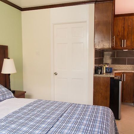 Believe Caribbean Apartment Bridgetown Esterno foto