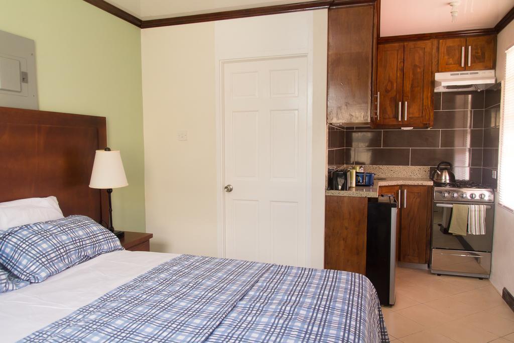 Believe Caribbean Apartment Bridgetown Esterno foto