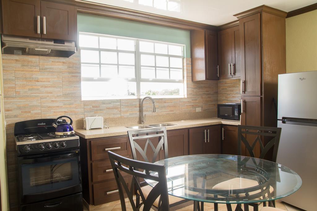Believe Caribbean Apartment Bridgetown Esterno foto